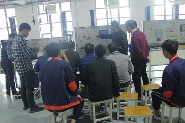 汽车城教研，探索未来汽车产业的新篇章